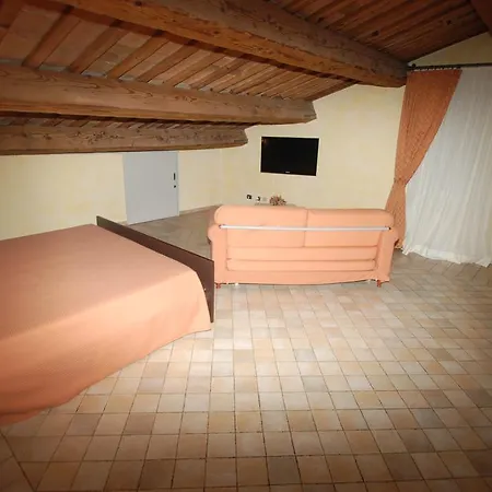 Il Pagliericcio - Smart Dentro Le Mura ゲストハウス 4*