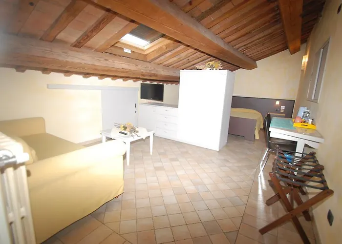 Pensjonat Il Pagliericcio - Smart Dentro Le Mura Ferrara